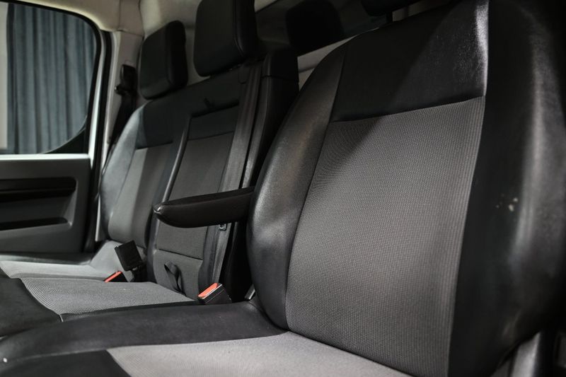 Opel Vivaro bild 17