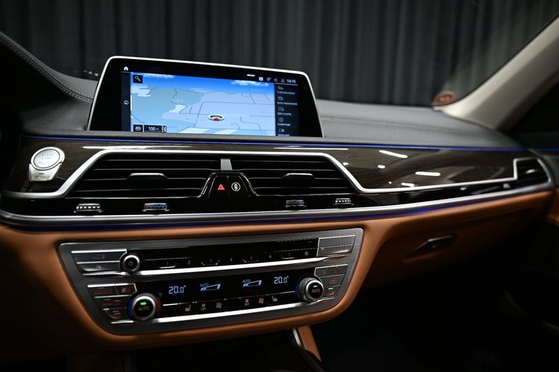 BMW 730 bild 33