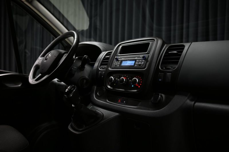 Renault Trafic bild 28