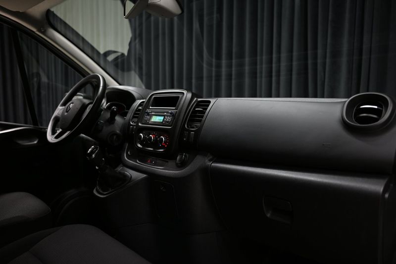 Renault Trafic bild 27