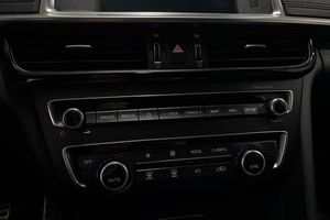 Kia Optima bild 24