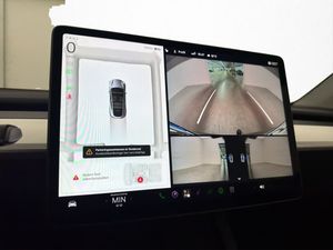 Tesla Model Y bild 23
