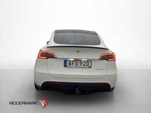 Tesla Model Y bild 8