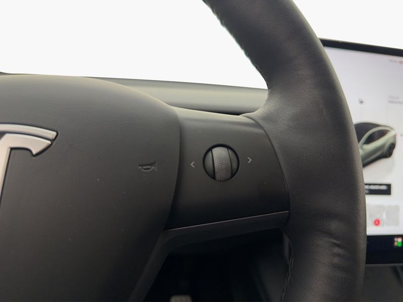 Tesla Model Y bild 20