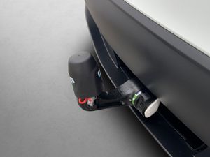Tesla Model Y bild 9