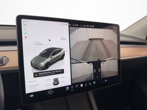 Tesla Model Y bild 26