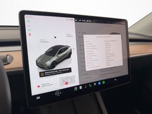 Tesla Model Y bild 23