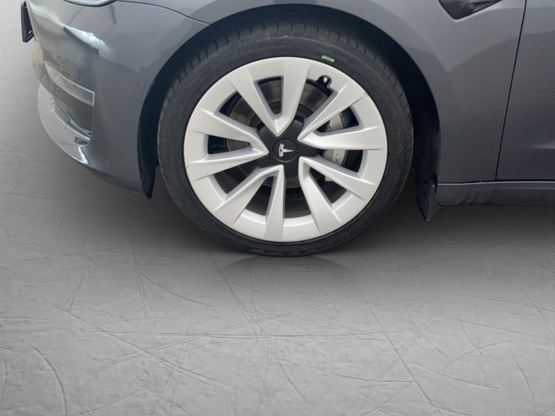 Tesla Model 3 bild 29