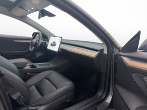 Tesla Model 3 bild 12
