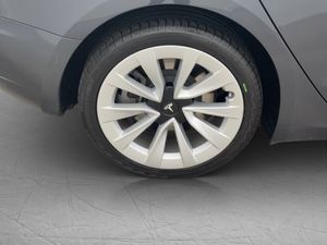 Tesla Model 3 bild 31