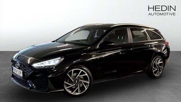 Hyundai i30 N-Line Kombi 1.5 T-GDI M-värm B-kam Led-ramp Carplay - 2021