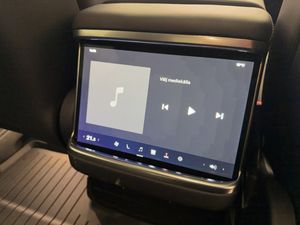 Tesla Model X bild 32