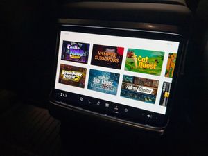Tesla Model X bild 35