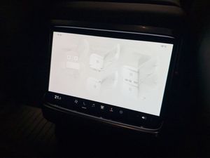 Tesla Model X bild 33