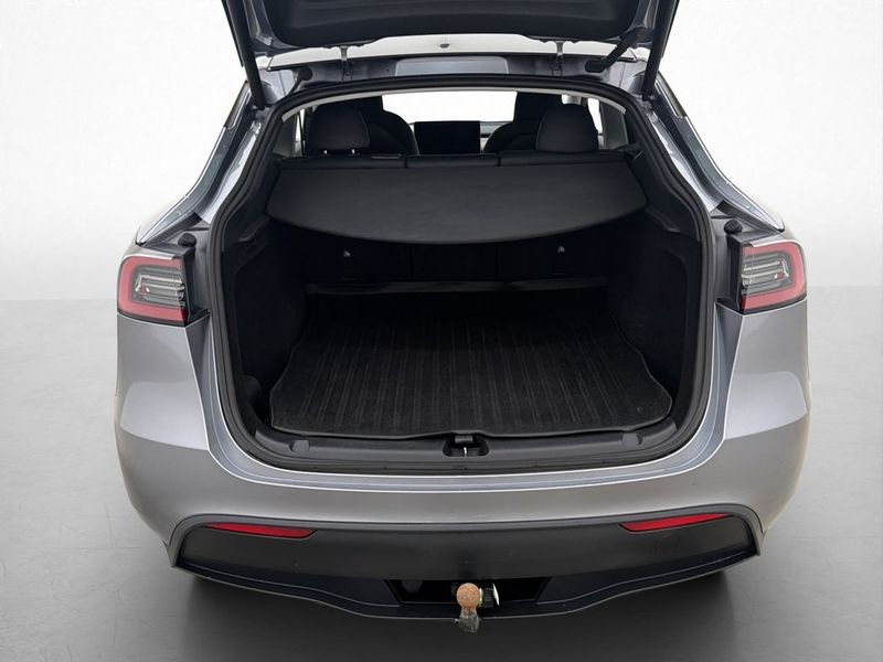 Tesla Model Y bild 29