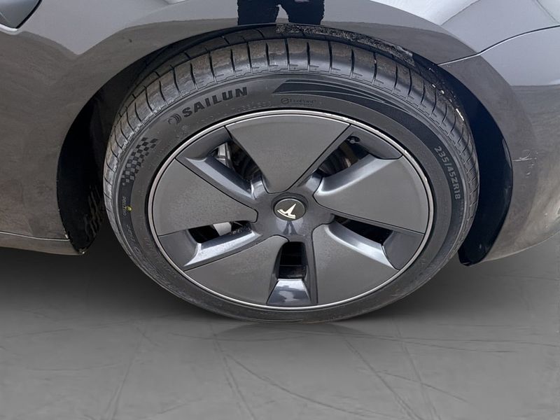 Tesla Model 3 bild 34
