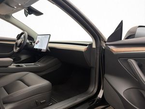 Tesla Model 3 bild 27
