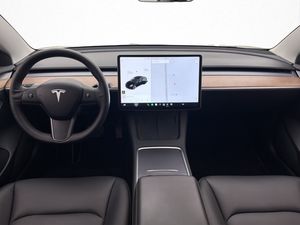 Tesla Model 3 bild 25