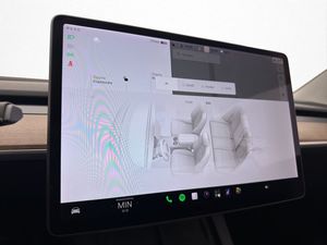 Tesla Model 3 bild 19