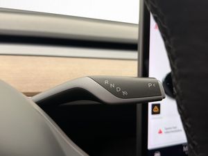 Tesla Model 3 bild 16