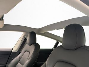 Tesla Model 3 bild 12