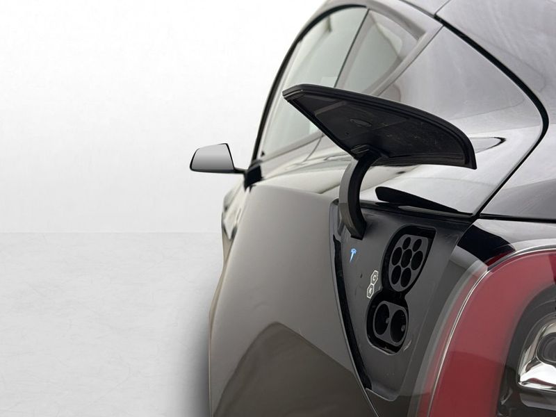 Tesla Model 3 bild 24
