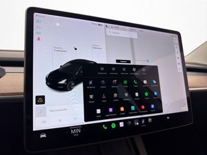 Tesla Model 3 bild 23