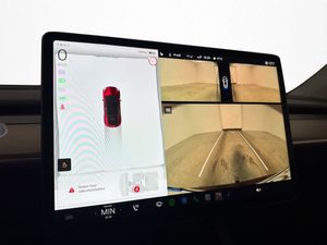 Tesla Model Y bild 18