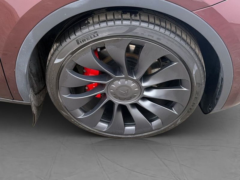 Tesla Model Y bild 35