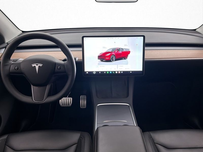 Tesla Model Y bild 26
