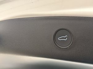Tesla Model 3 bild 30