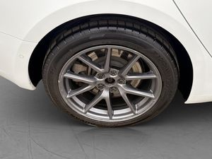 Tesla Model 3 bild 33