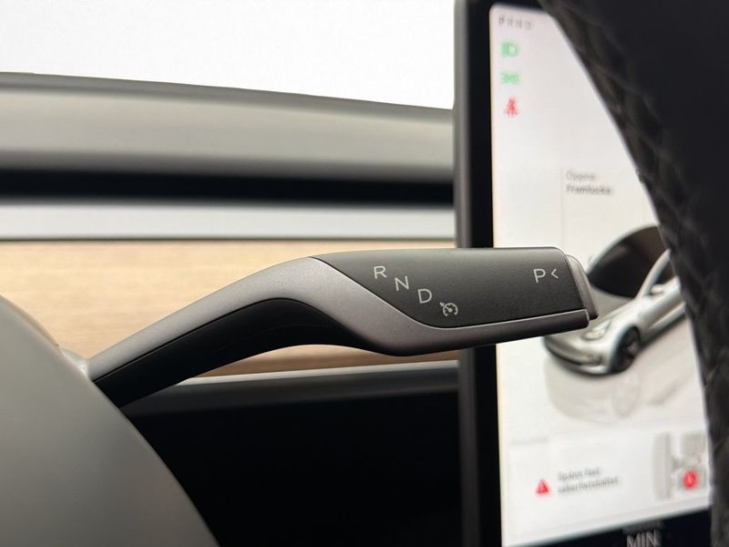 Tesla Model 3 bild 16