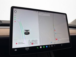 Tesla Model 3 bild 18