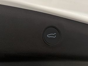 Tesla Model 3 bild 30