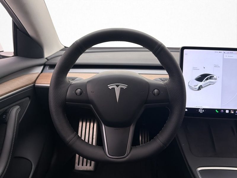 Tesla Model 3 bild 13