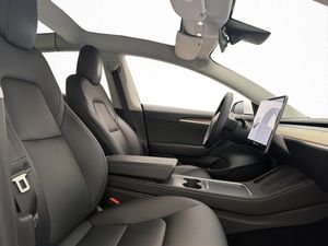 Tesla Model 3 bild 26