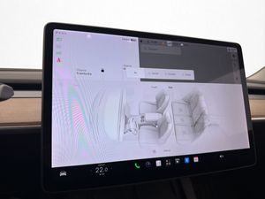 Tesla Model 3 bild 19