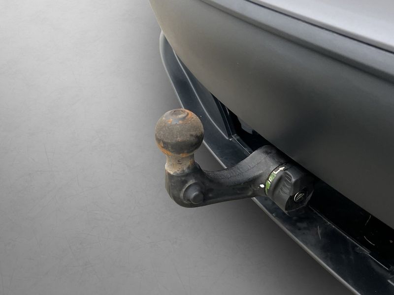 Tesla Model Y bild 10