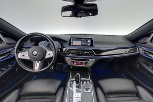 BMW 745 bild 13