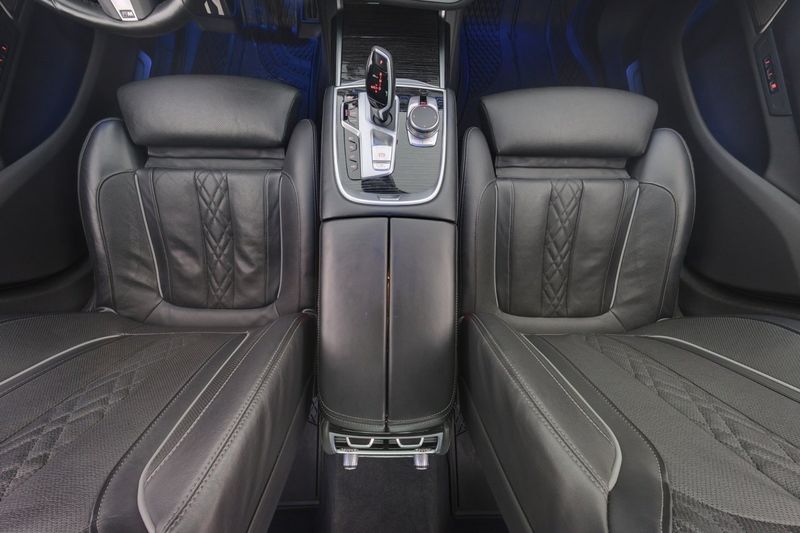 BMW 745 bild 14