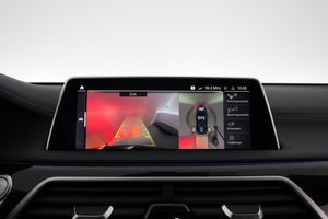 BMW 745 bild 19