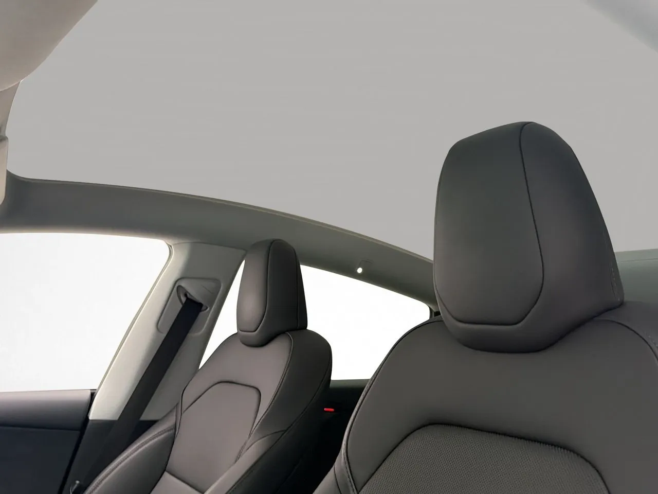 Tesla Model Y bild 37