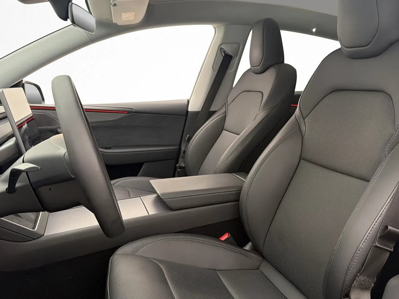 Tesla Model Y bild 36