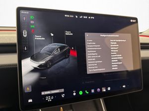 Tesla Model Y bild 33