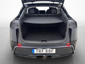 Tesla Model Y bild 18