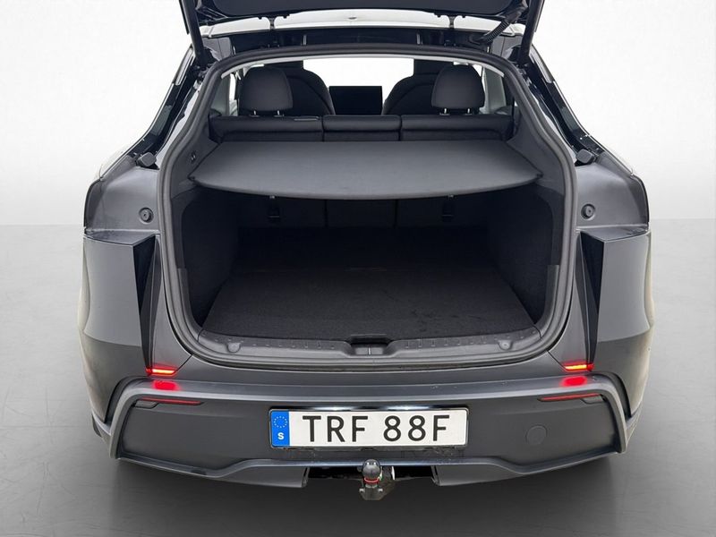 Tesla Model Y bild 18