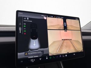 Tesla Model Y bild 29