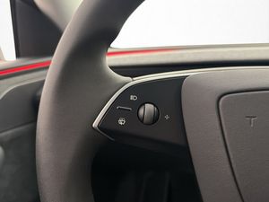 Tesla Model Y bild 34
