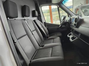 Mercedes Sprinter bild 9